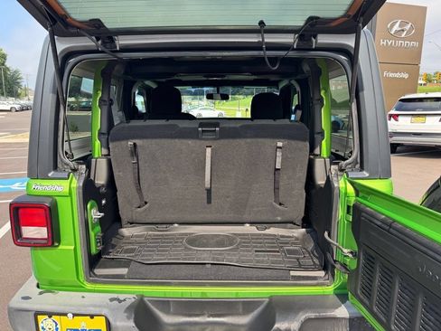 Used 2018 Jeep Wrangler Sport AWD/4WD image 15