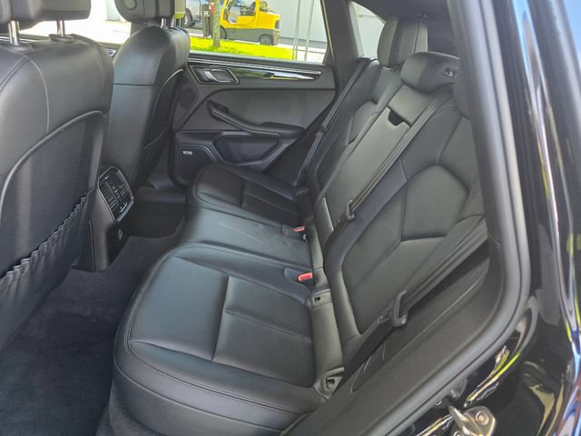 Used 2020 Porsche Macan AWD/4WD image 20