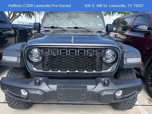 Certified 2025 Jeep Wrangler Unlimited Sport AWD/4WD image 2