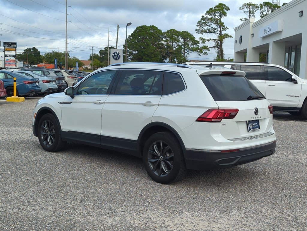 Used 2023 Volkswagen Tiguan SE FWD image 5