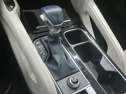 Certified 2024 Kia Telluride EX w/ EX Captain's Chair Package image 21