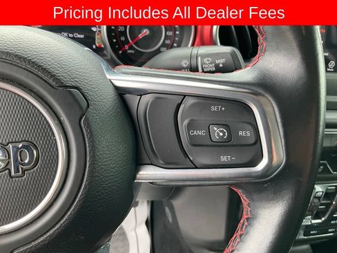 Used 2021 Jeep Gladiator Rubicon w/ Trailer Tow Package AWD/4WD image 9