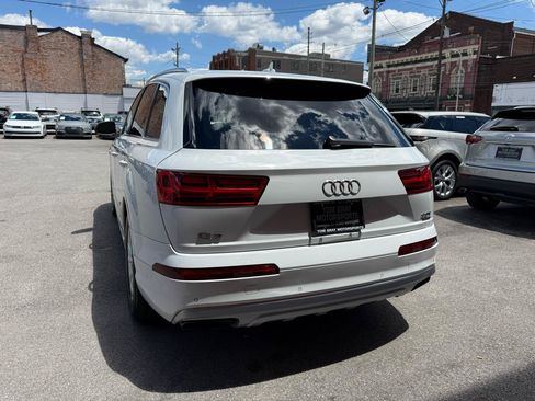 Used 2017 Audi Q7 3.0T Premium Plus AWD/4WD image 4