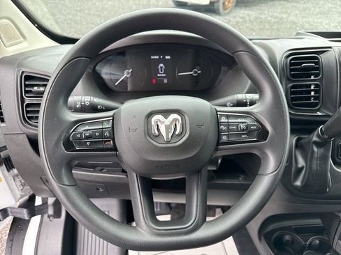 Used 2025 RAM ProMaster 3500 w/ Convenience Group image 2