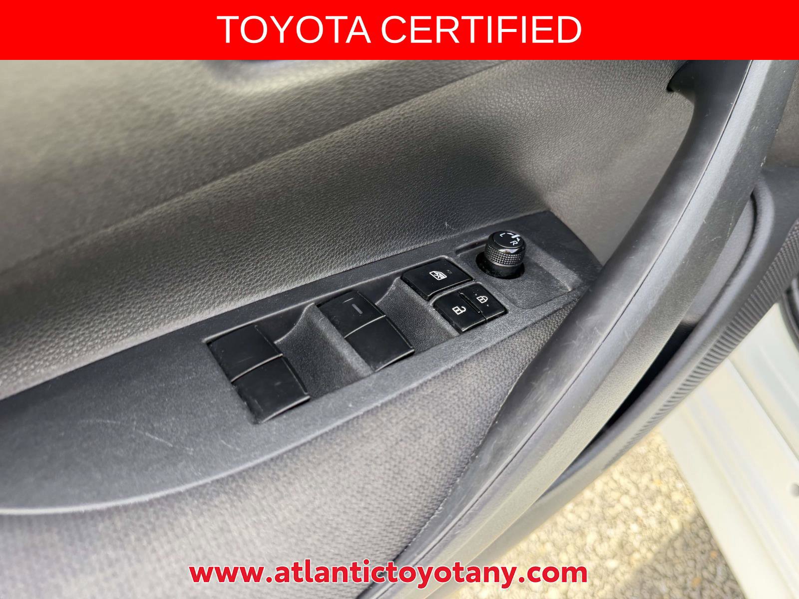 Certified 2024 Toyota Corolla LE FWD image 21