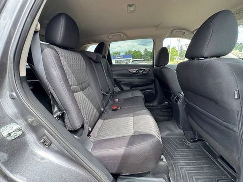 Used 2019 Nissan Rogue SV AWD/4WD image 14
