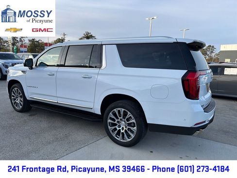 Certified 2025 GMC Yukon XL Denali image 4