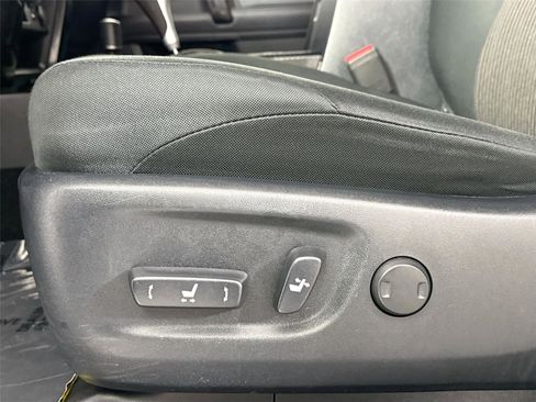 Used 2024 Toyota 4Runner TRD Off-Road image 30