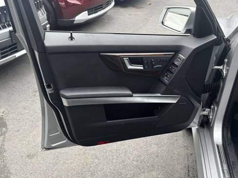 Used 2015 Mercedes-Benz GLK 350 4MATIC image 16