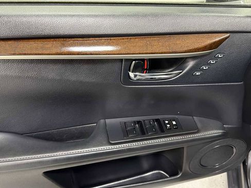 Used 2014 Lexus ES 350 w/ Luxury Package FWD image 15