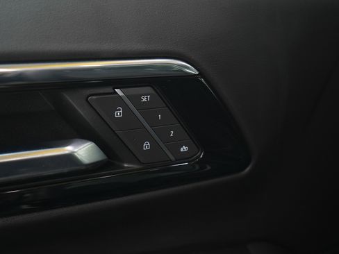 Used 2025 Chevrolet Tahoe High Country w/ Sun And Tow Package image 26