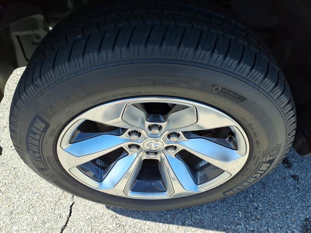 Used 2019 RAM 1500 Limited w/ Advanced Safety Group AWD/4WD image 10