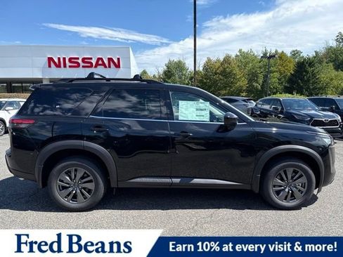 New 2026 Nissan Pathfinder SV AWD/4WD image 11