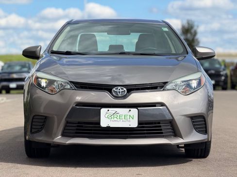 Used 2016 Toyota Corolla LE FWD image 6