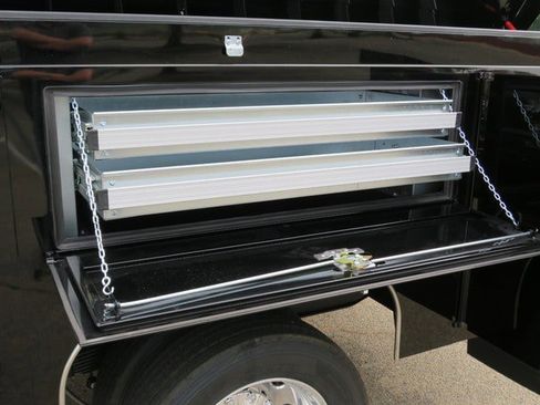 New 2023 RAM 5500 Tradesman w/ Chrome Appearance Group image 15