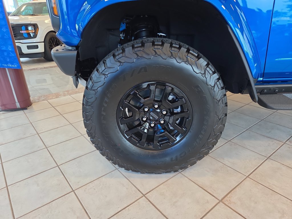 New 2026 Ford Bronco Raptor w/ Interior Carbon Fiber Pack AWD/4WD image 16