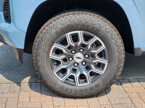 New 2026 Chevrolet Colorado Z71 image 8