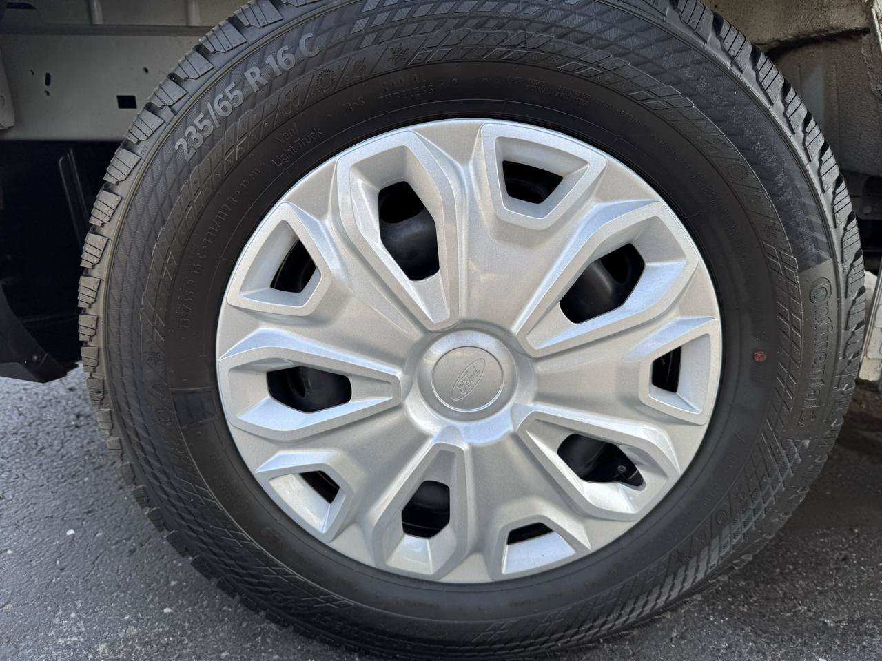 Used 2025 Ford Transit 250 Low Roof w/ Exterior Upgrade Package RWD image 40