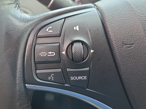 Used 2016 Acura MDX SH-AWD image 23
