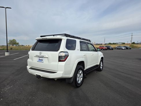 Used 2019 Toyota 4Runner SR5 image 6