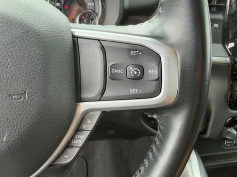 Used 2022 RAM 1500 Big Horn AWD/4WD image 10