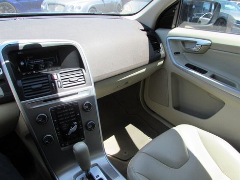 Used 2012 Volvo XC60 3.2 FWD image 17