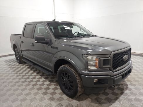 Used 2020 Ford F150 XLT w/ Equipment Group 302A Luxury AWD/4WD image 4