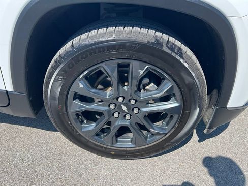 Used 2020 Chevrolet Traverse RS w/ LPO, Floor Liner Package AWD/4WD image 12