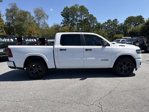 Used 2025 RAM 1500 Big Horn AWD/4WD image 9