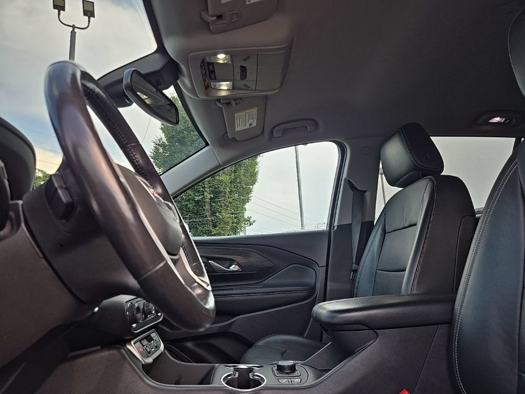 Used 2022 GMC Terrain SLT AWD/4WD image 29