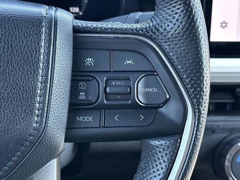 Used 2024 Toyota Tacoma TRD Sport RWD image 29