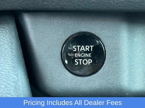 Used 2025 Nissan Rogue SV AWD/4WD image 12