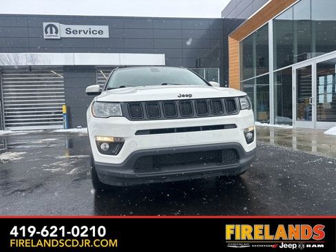 Used 2018 Jeep Compass Altitude image 2