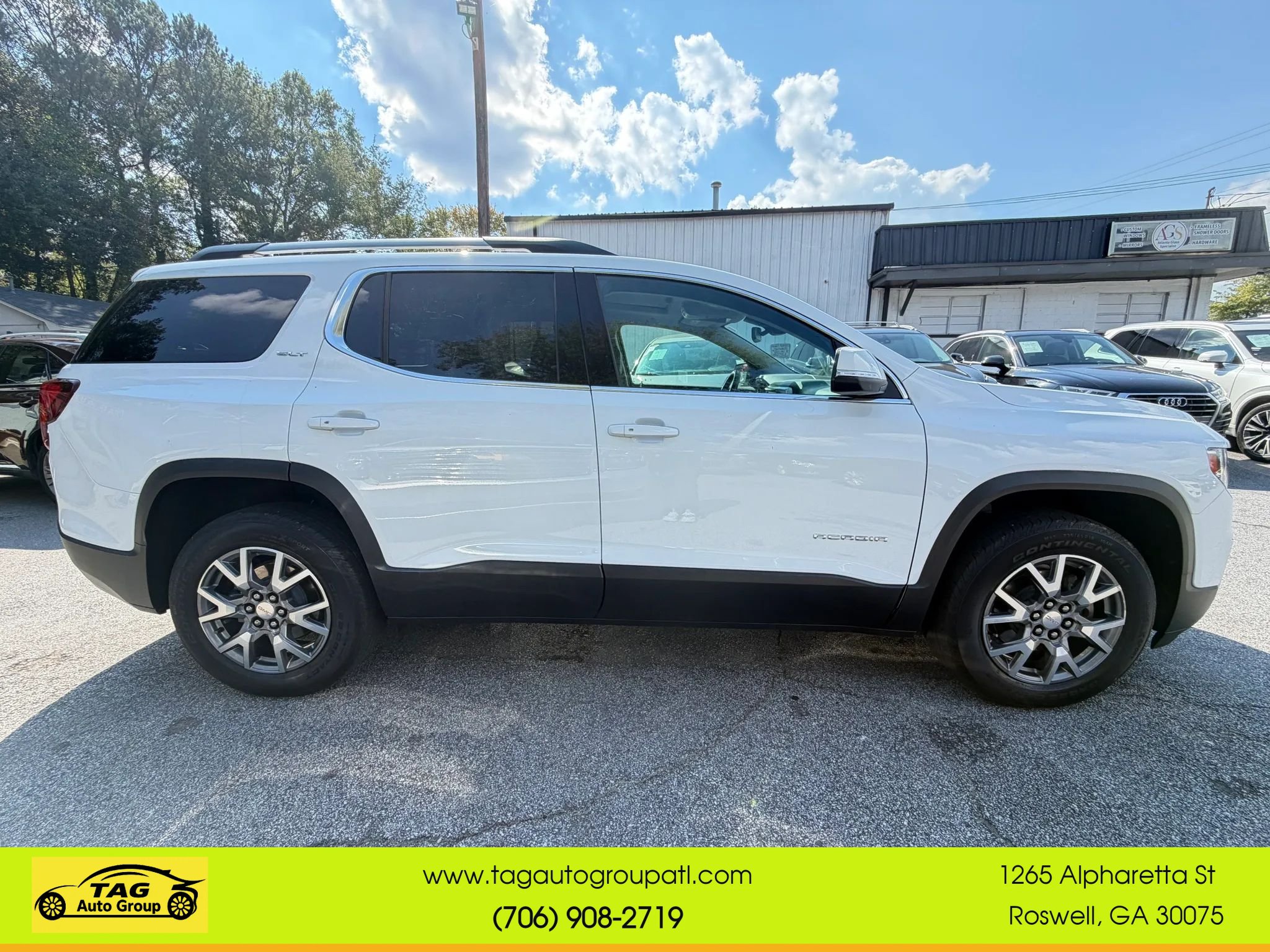 Used 2020 GMC Acadia SLT w/ Driver Alert Package II FWD image 8