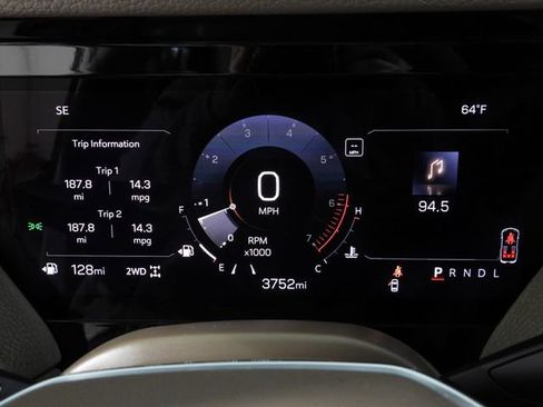 Used 2025 GMC Yukon Denali AWD/4WD image 36