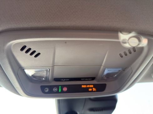 Used 2024 Chevrolet Malibu LT image 23