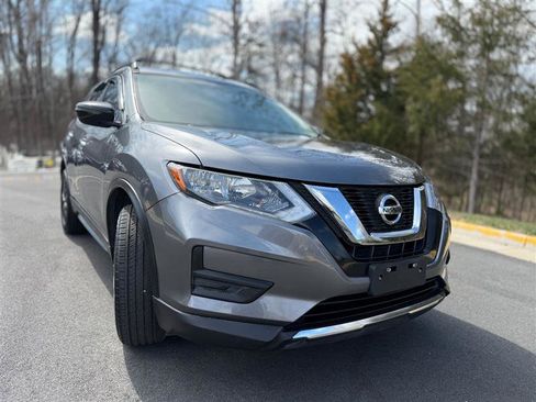 Used 2017 Nissan Rogue SV w/ Midnight Edition image 1