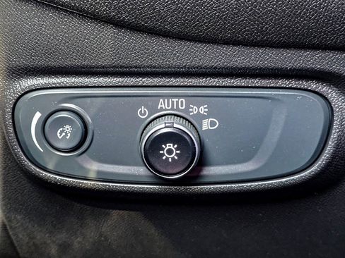 Certified 2024 Chevrolet Equinox LT image 29