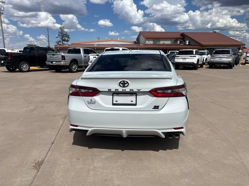 Used 2022 Toyota Camry SE w/ Cold Weather Package AWD/4WD image 6