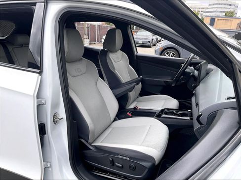 Used 2021 Volkswagen ID.4 Pro S w/ Gradient Package RWD image 6