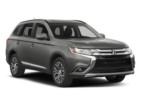 Used 2016 Mitsubishi Outlander SEL FWD image 9