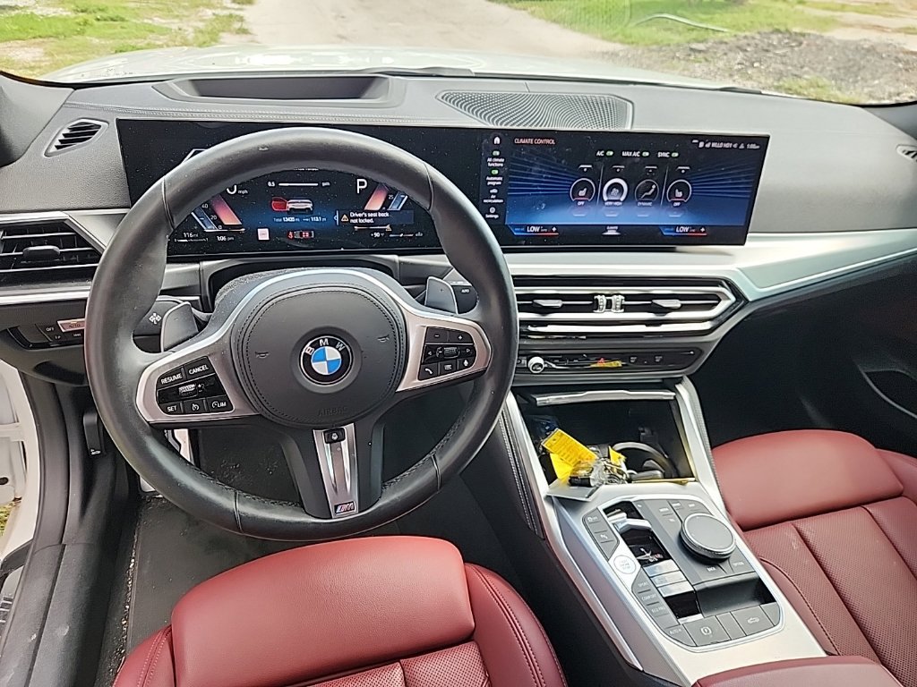 Used 2024 BMW M440i Convertible w/ Premium Package RWD image 4