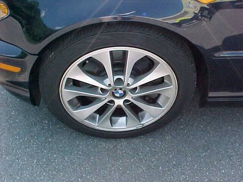 Used 2004 BMW 330Ci Convertible RWD image 5