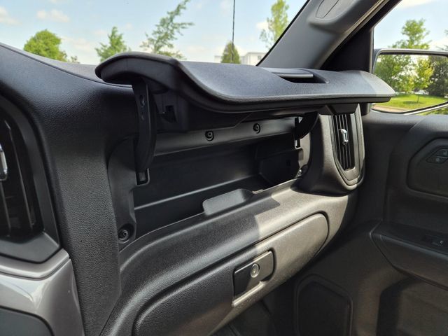 Used 2023 Chevrolet Silverado 1500 Custom Trail Boss AWD/4WD image 31