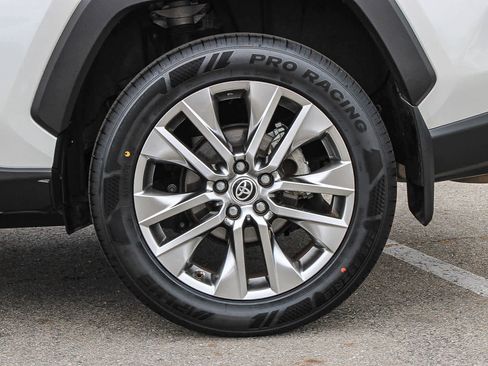 Used 2023 Toyota RAV4 XLE Premium FWD image 10