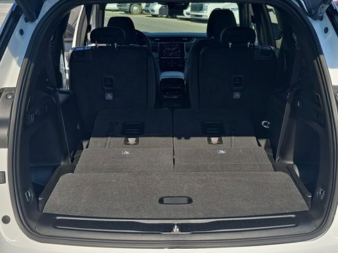 New 2026 Jeep Grand Cherokee L Laredo AWD/4WD image 14