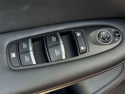 Certified 2022 INFINITI QX55 Essential w/ Proassist Package image 9