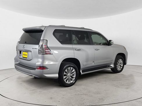 Used 2015 Lexus GX 460 w/ Premium Package AWD/4WD image 5