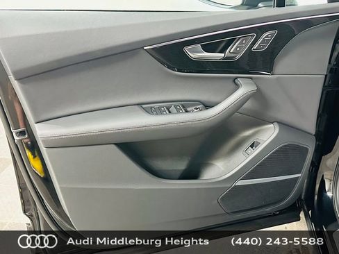Certified 2025 Audi Q7 3.0T Premium Plus w/ Premium Plus Package AWD/4WD image 32