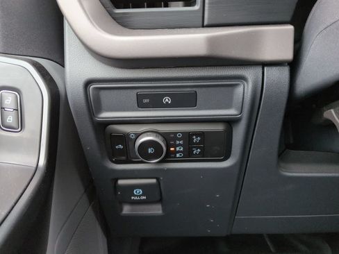 Used 2025 Ford F150 XL w/ Equipment Group 103A High AWD/4WD image 27